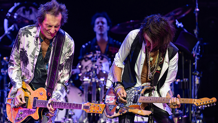 Hollywood Vampires with Ronnie